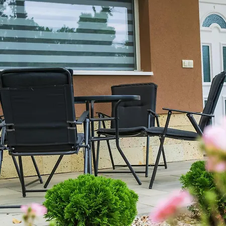 Oazis Tapolca Apartman *